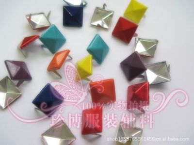 彩色爪釘批發(fā) 廠家直銷(xiāo)，品質(zhì)保證，點(diǎn)亮?xí)r尚設(shè)計(jì)